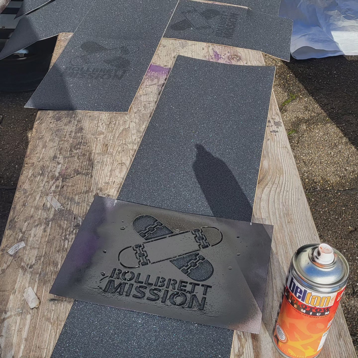 Rollbrett Mission 9"x33" Logo Griptape