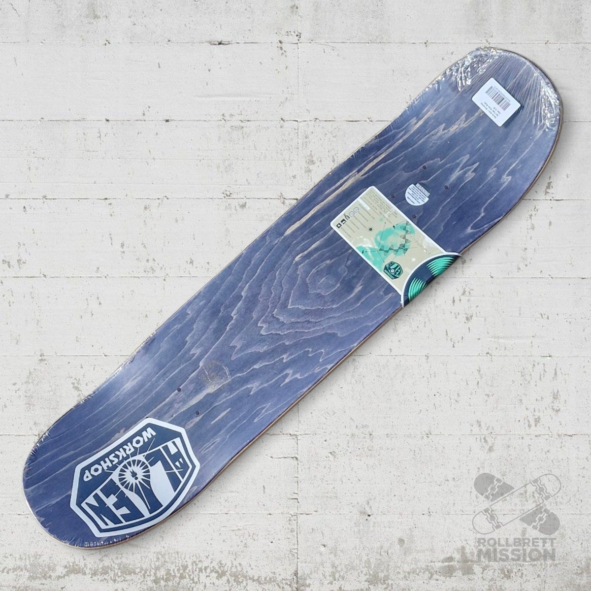 Alien Workshop Dot Fade White Wash Twintail 2.0 8.25" Deck - Skateboard - Decks - Rollbrett Mission
