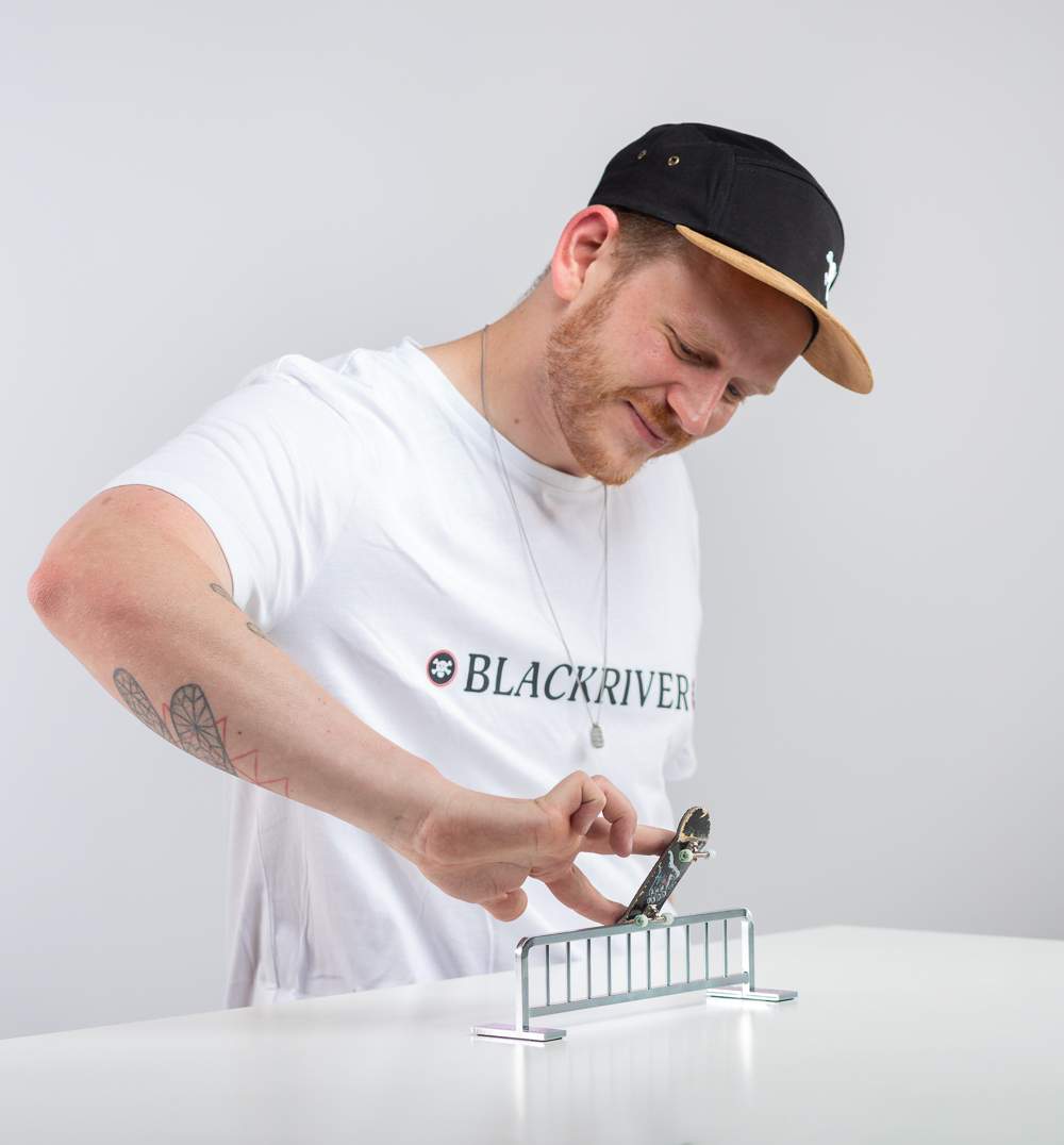 Blackriver Ramps Bike Rack Rail - Fingerboard - Rollbrett Mission