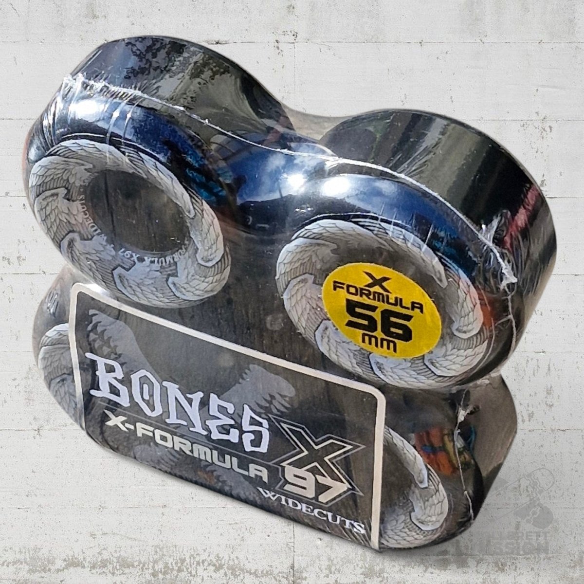 Bones X - Formula 97A 56mm Death Angels V6 Widecut Wheels black - Skateboard - Rollen - Rollbrett Mission