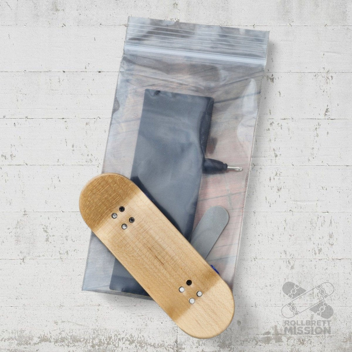 Custom Fingerboard Complete 32mm Start Born Oly - Fingerboard - Rollbrett Mission