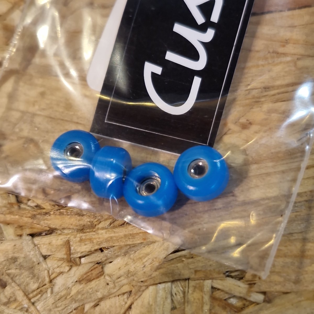 Custom Fingerboard Wheels sky blue - Fingerboard - Rollbrett Mission