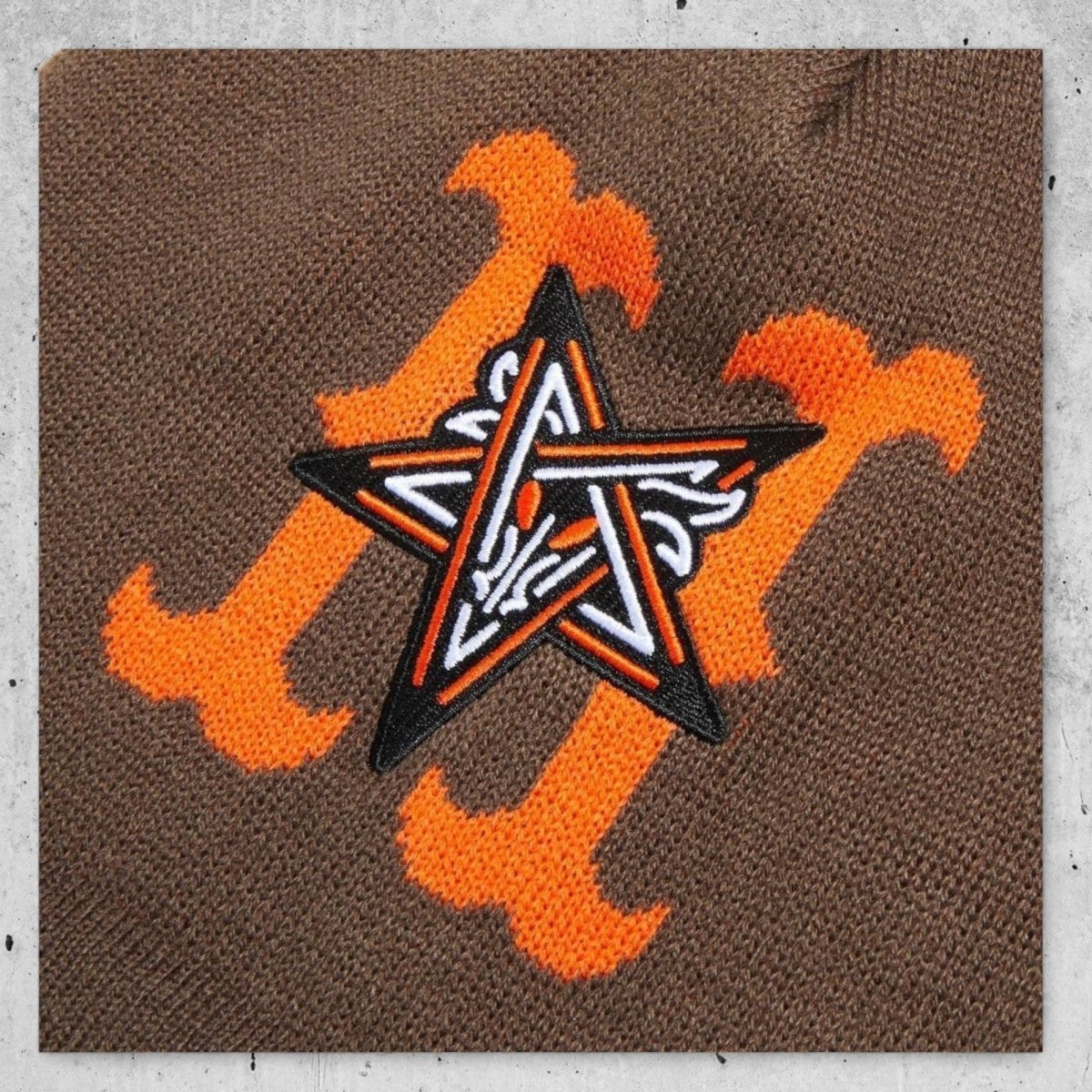 Huf x Thrasher Beanie Field Crew chocolate - Kopfbekleidung & - tücher - Rollbrett Mission