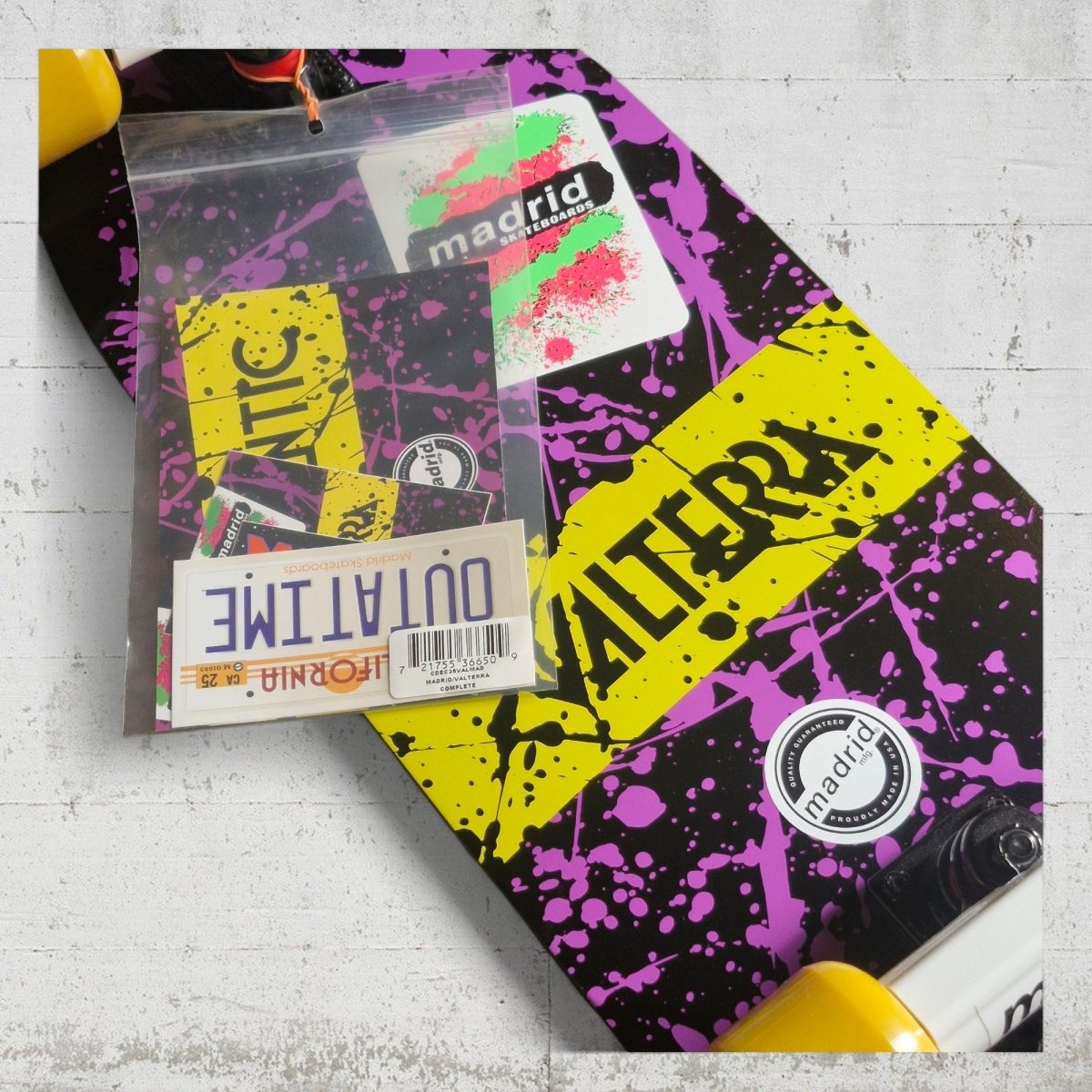 Madrid x Valterra 40th Anniversary 9.5" Old School Skateboard Complete - Skateboard - Decks - Rollbrett Mission