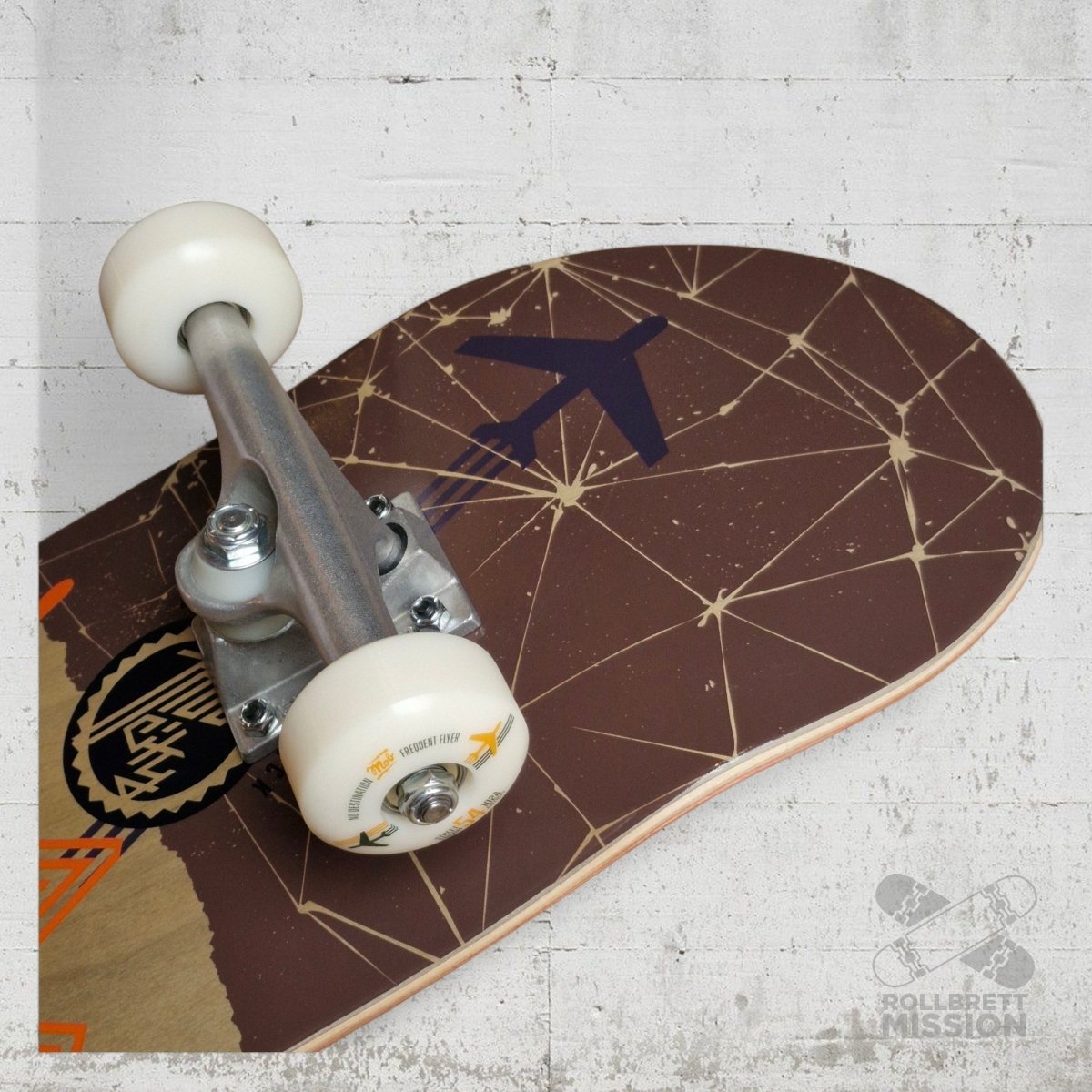 Mob Skateboards Airlines 8.25 Complete - Skateboards - Rollbrett Mission