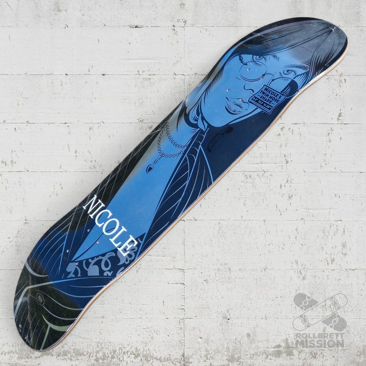 Real Nicole Hause Crush LTD Twin 8.5 silver foil Deck