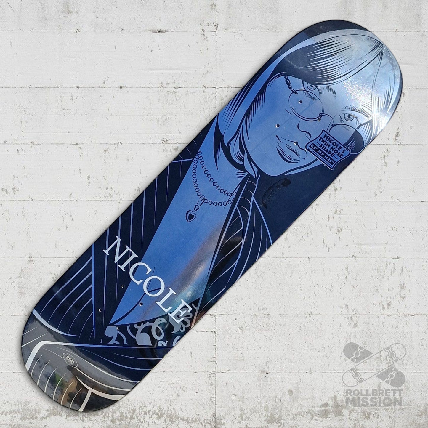 Real Nicole Hause Crush LTD Twin 8.5 silver foil Deck