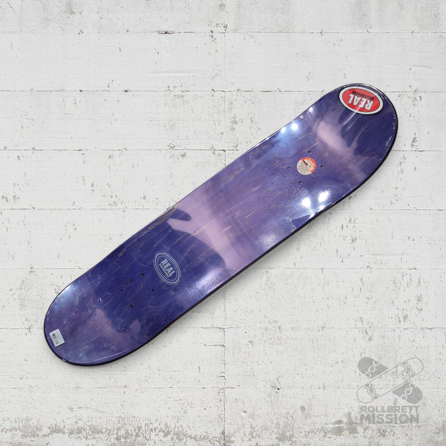 Real Team Synthetic Peace 8.25 Deck