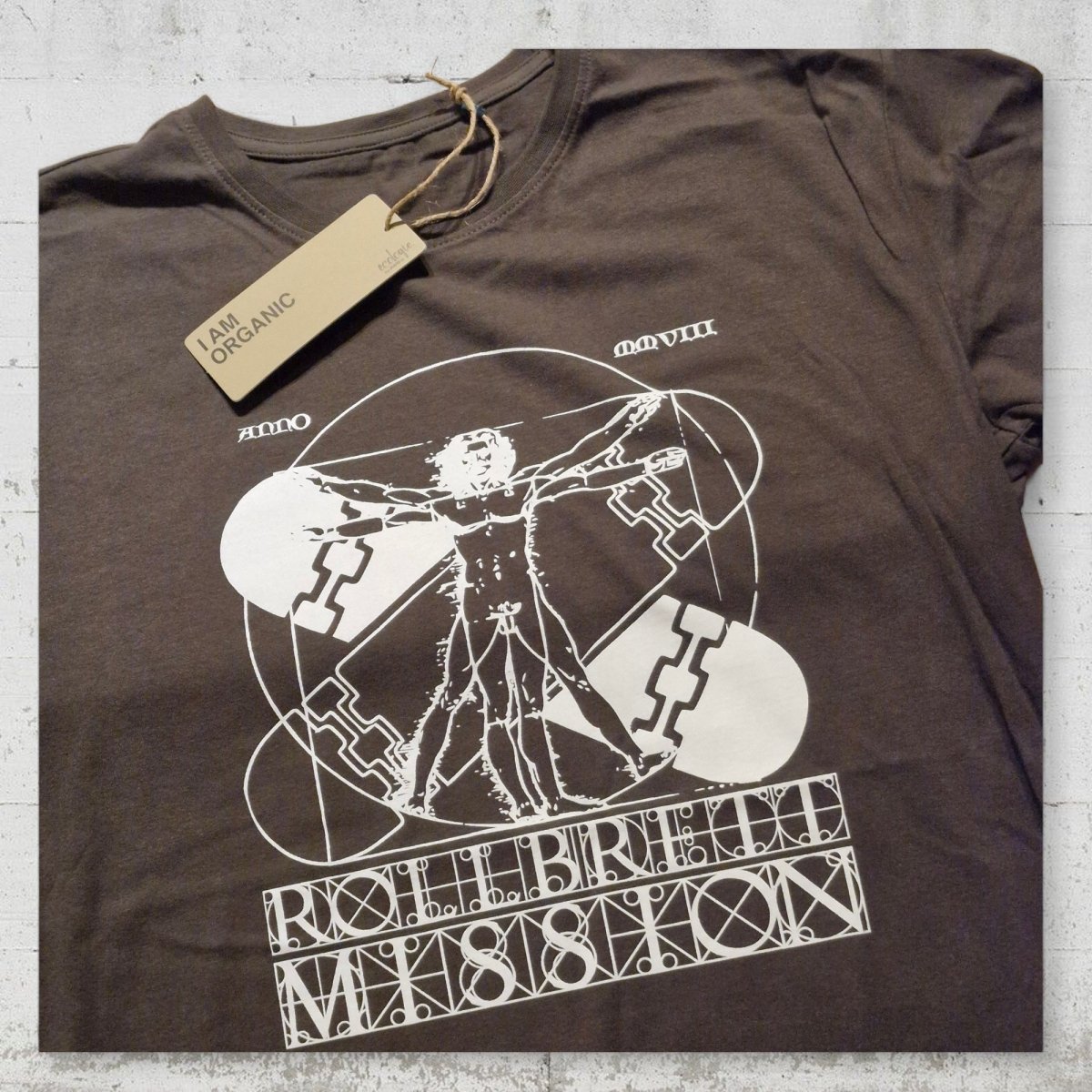 Rollbrett Mission Vitruvian Organic T-Shirt olivgrün - Shirts & Tops - Rollbrett Mission