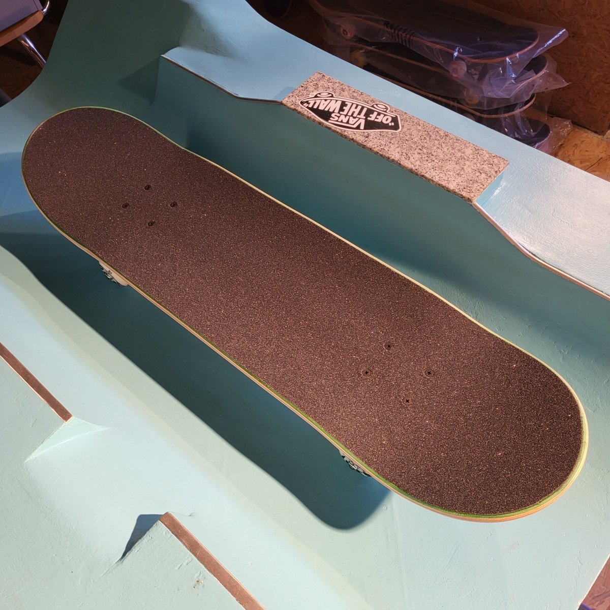 Foundation 3 Star Teal 8.12 Complete Skateboard - Skateboards - Rollbrett Mission
