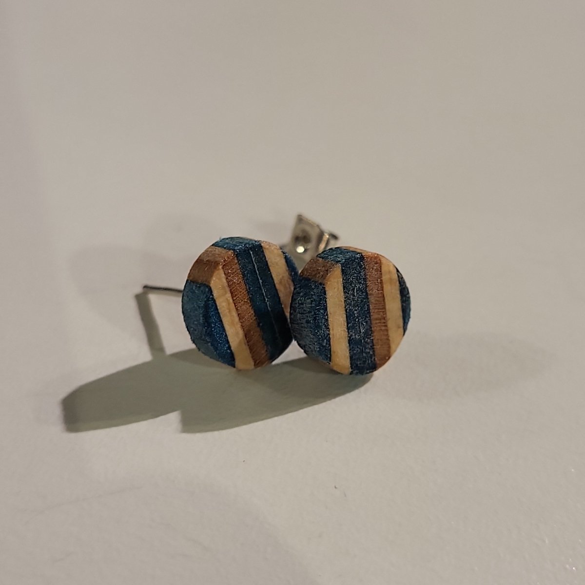 Hotsourkraut Skateboard-Ohrstecker Recycling rund - Schmuck - Rollbrett Mission