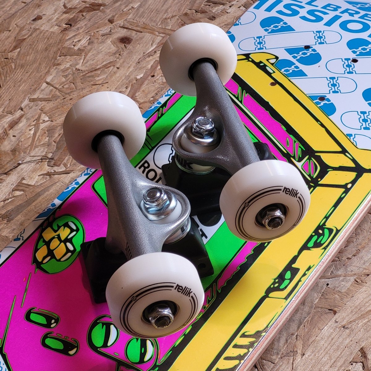 Rollbrett Mission Gameboard Complete Skateboard - Skateboard-Decks - Rollbrett Mission