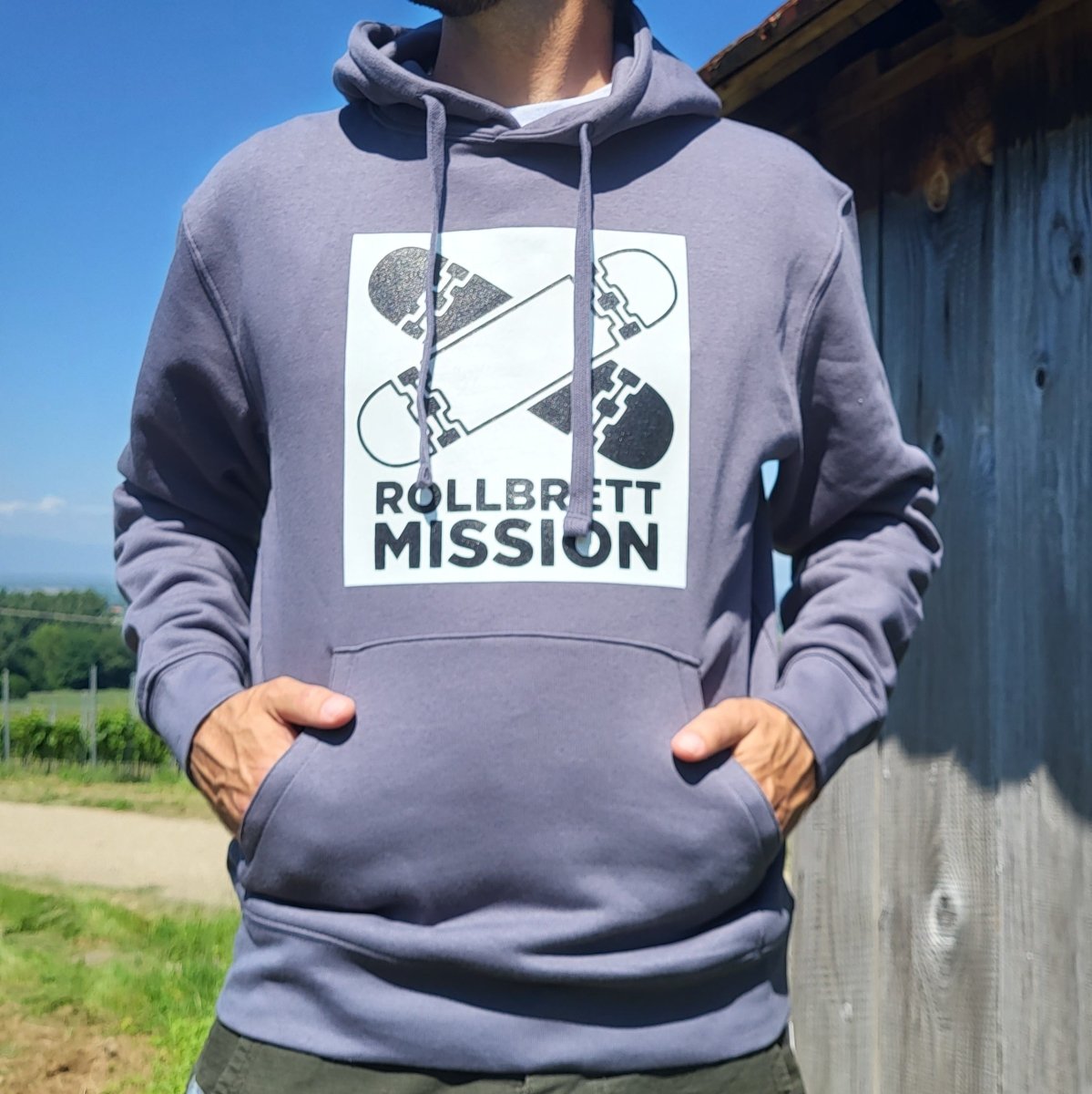 Rollbrett Mission Kubus Hoodie dark grey - Shirts & Tops - Rollbrett Mission