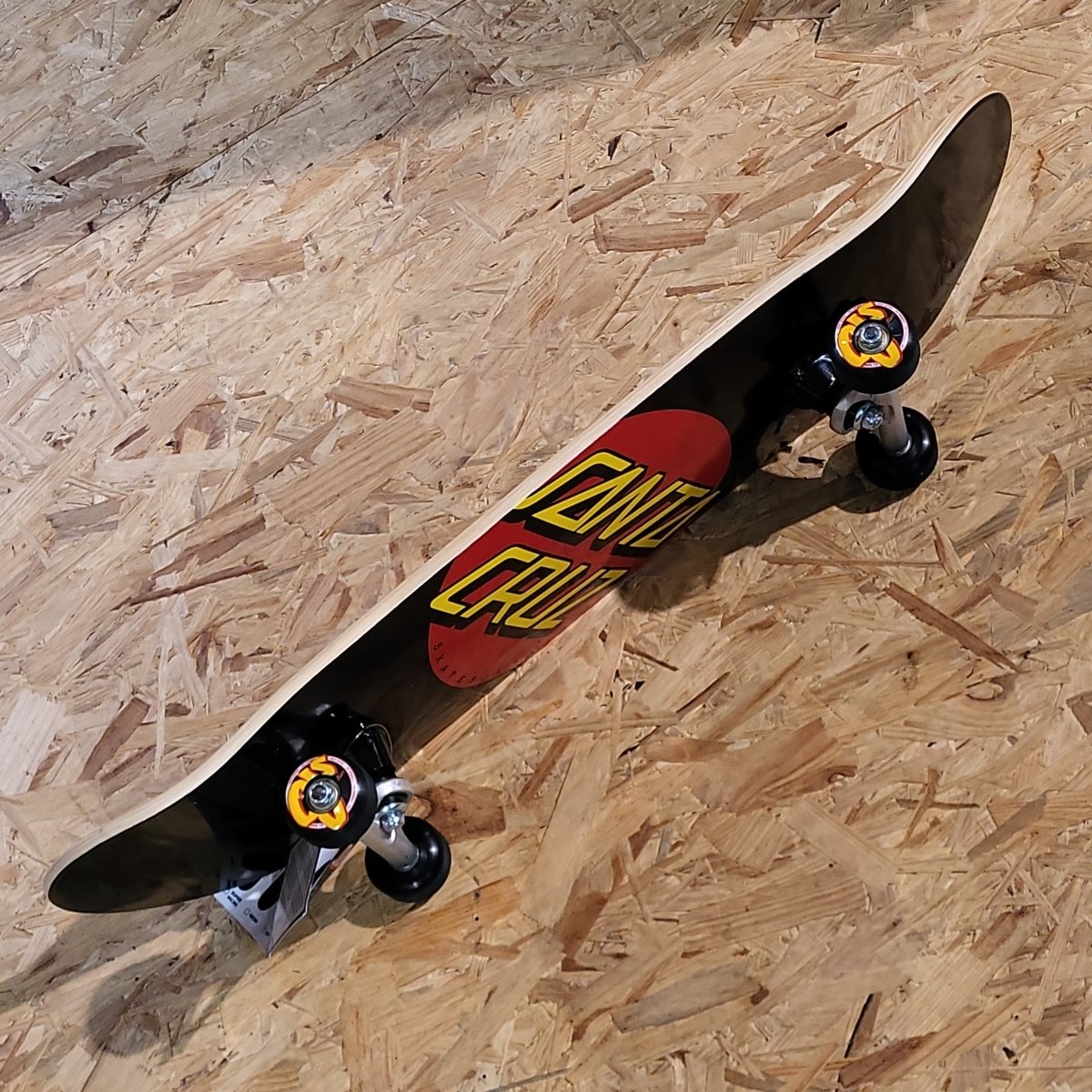 Santa Cruz Classic Dot 8.0 Full Complete Skateboard - Skateboards - Rollbrett Mission