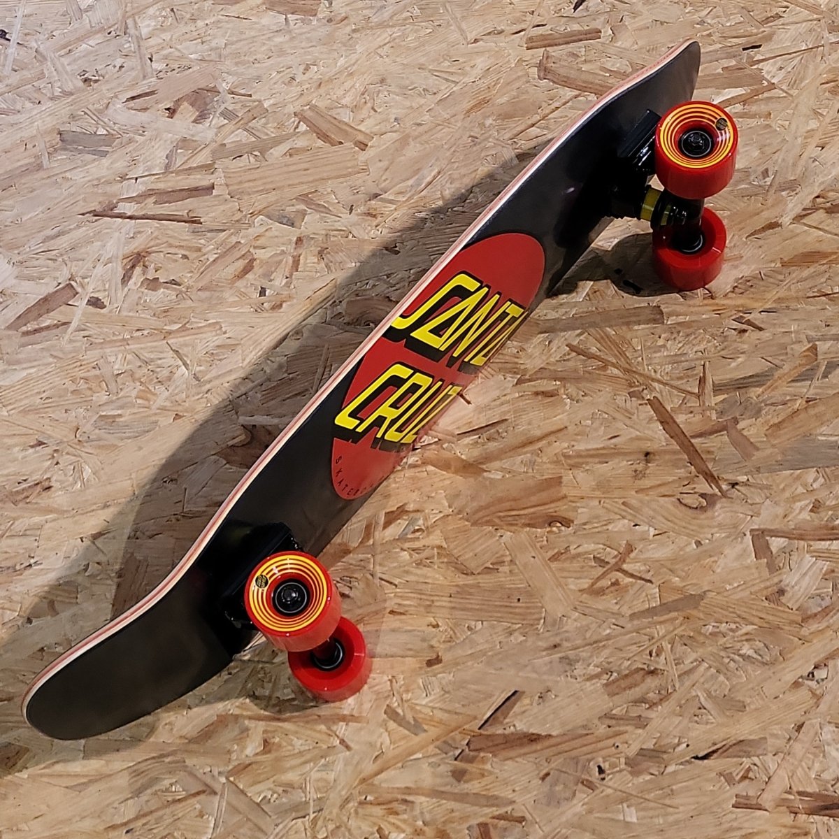 Santa Cruz Classic Dot Street Cruzer Complete Skateboard Cruiser - Skateboards - Rollbrett Mission
