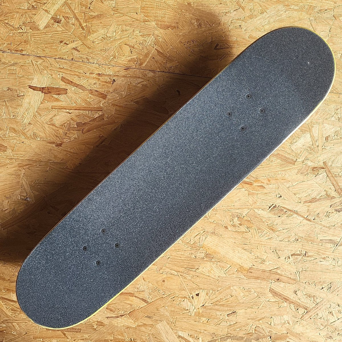 Toy Machine Binary 7.75 Complete Skateboard - Skateboards - Rollbrett Mission