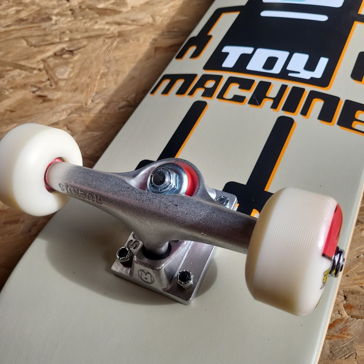 Toy Machine Binary 7.75 Complete Skateboard - Skateboards - Rollbrett Mission