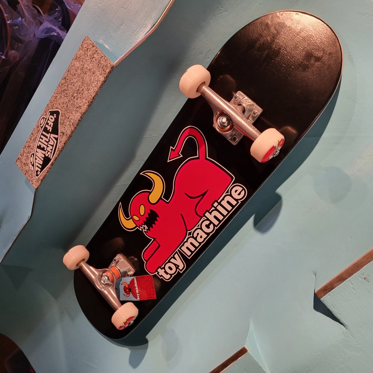 Toy Machine Cat Monster 8.25 Complete Skateboard - Skateboards - Rollbrett Mission