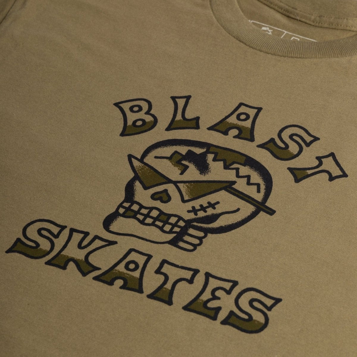 Blast Skates T-Shirt Skulls army - Rollbrett Mission