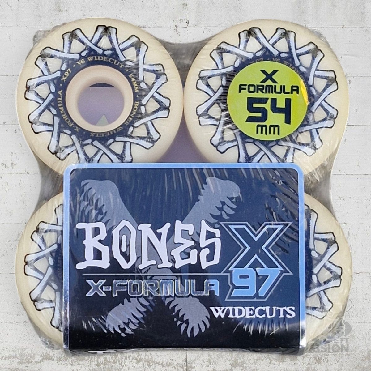 Bones X - Formula 97A 54mm V6 Widecut Wheels - Skateboard - Rollen - Rollbrett Mission