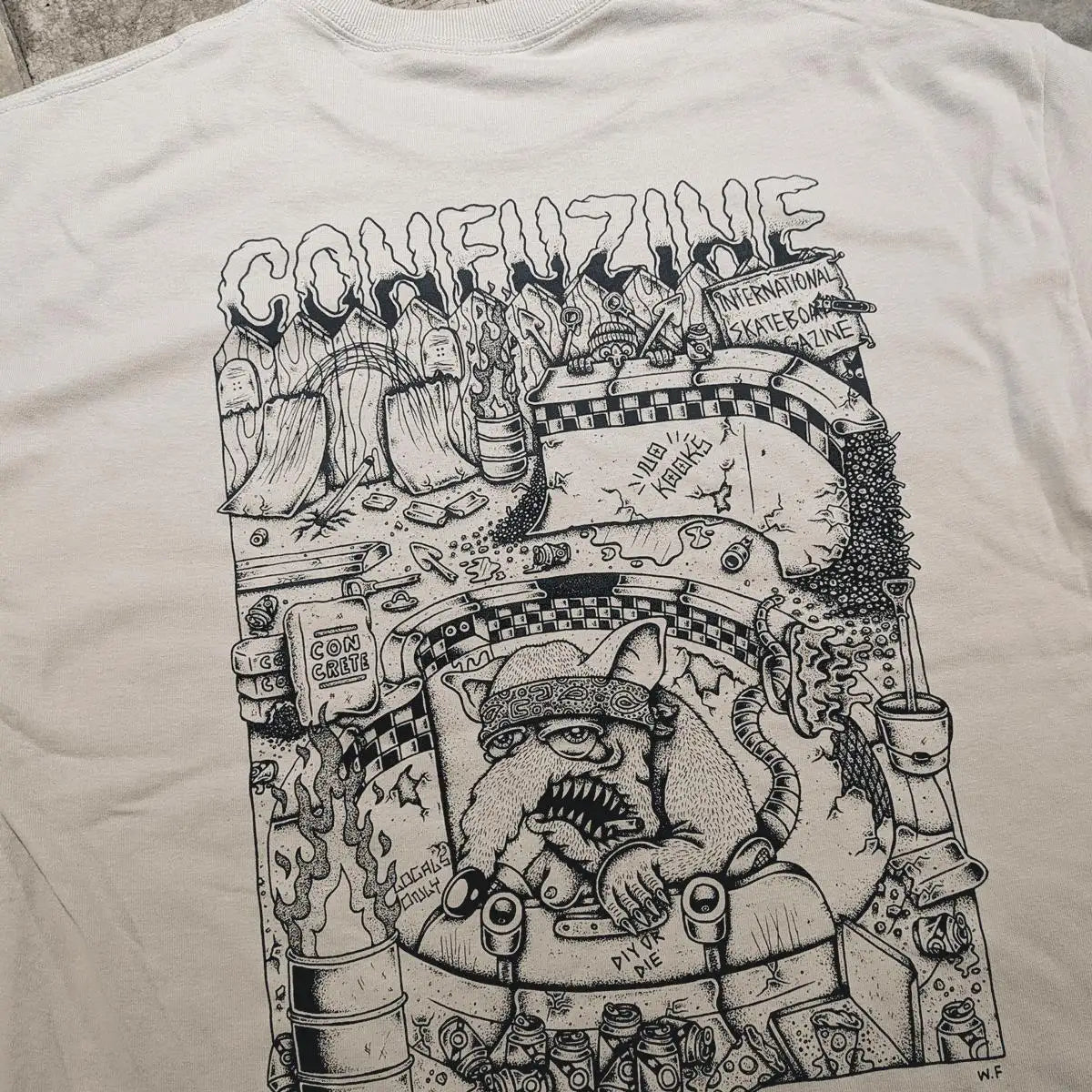 Confusion Magazine T-Shirt Backyard DIY ice grey solid - Rollbrett Mission