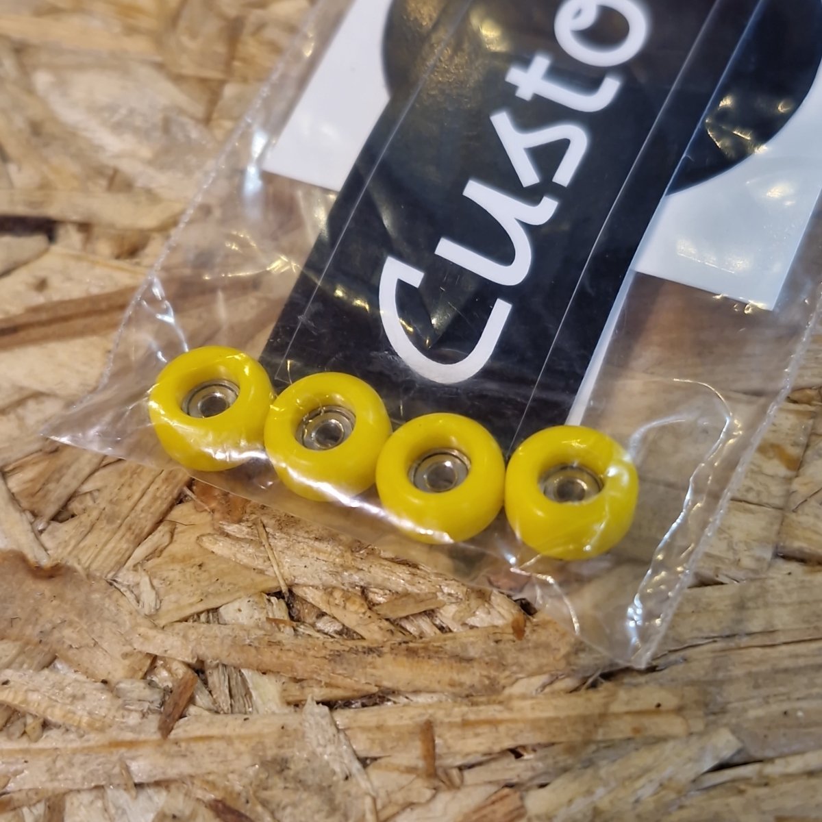 Custom Fingerboard Wheels yellow - Fingerboard - Rollbrett Mission