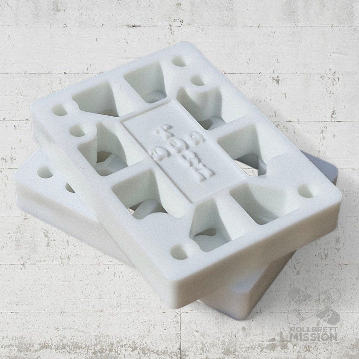 Dogtown Riser Pads 1/2" white - Rollbrett Mission