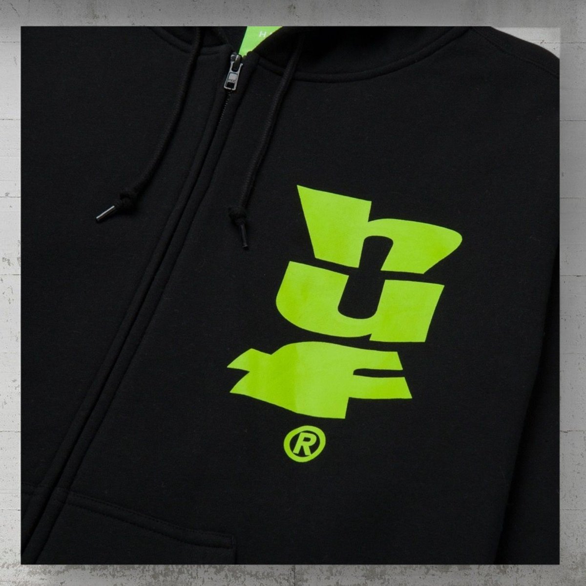 HUF Hooded Zipper Megablast black - Shirts & Tops - Rollbrett Mission