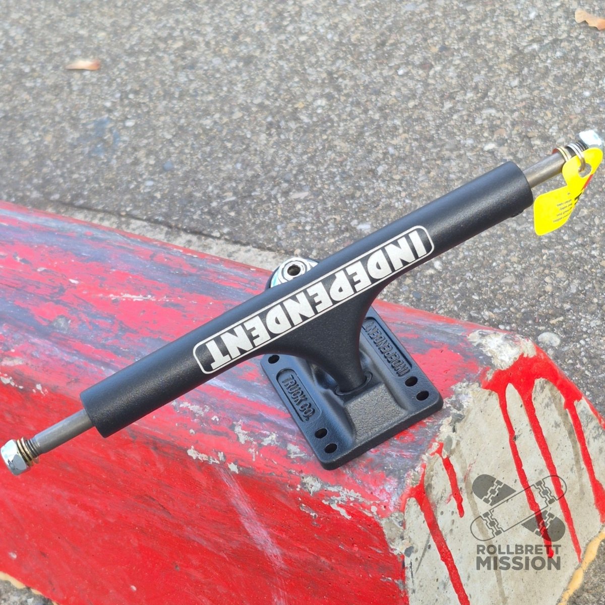 Independent Stage 4 215 Hollow Full Bar black 10.0" Truck - Skateboard-Achsen - Rollbrett Mission