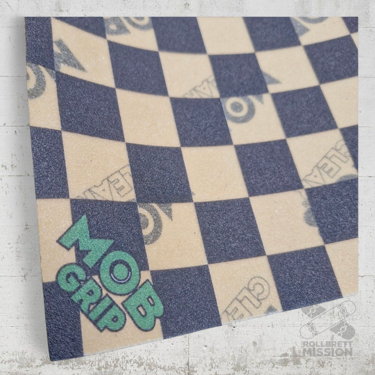 Mob Graphic Checkers clear black 9" x 33" - Skateboard - Kleinteile - Rollbrett Mission