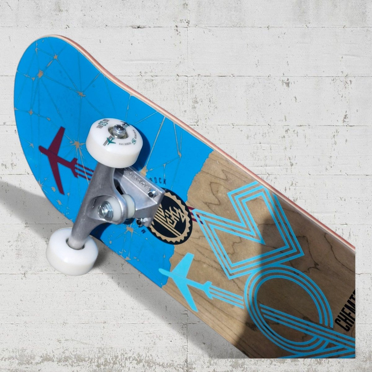 Mob Skateboards Airlines 8.0 Complete - Skateboards - Rollbrett Mission
