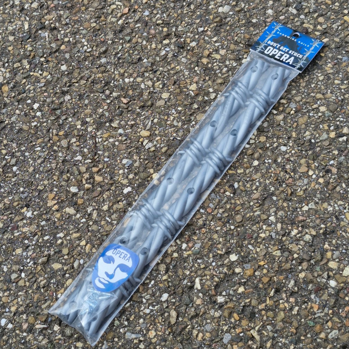 Opera Rails Barbwire - Rollbrett Mission