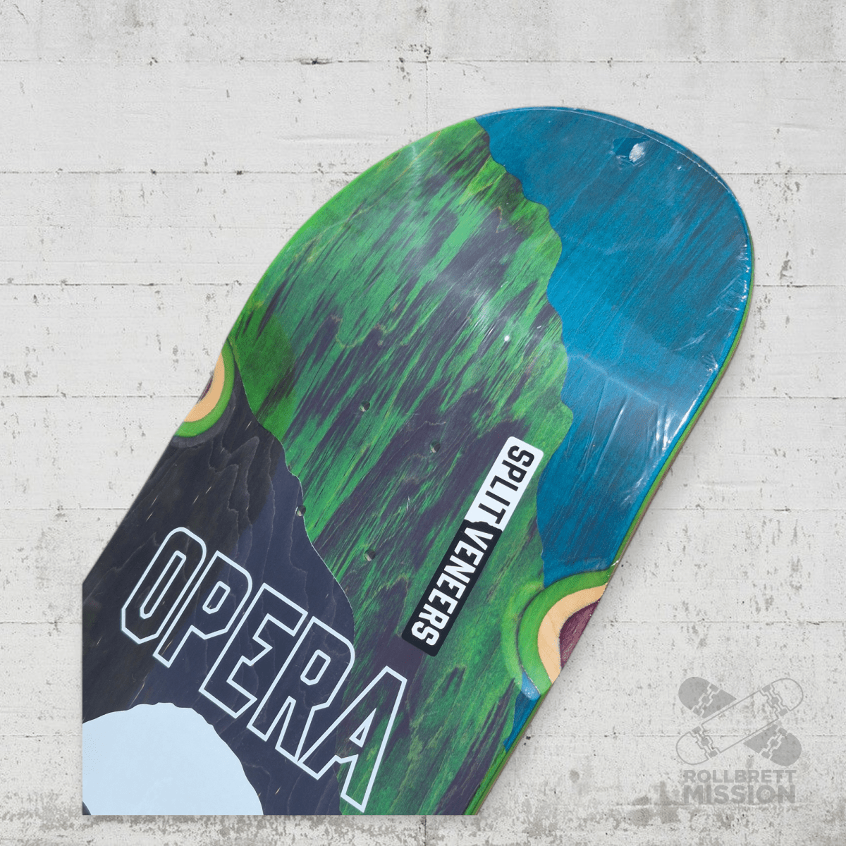 Opera Triple Torn Big Mask Wheel Wells 9.0 Deck - Skateboard - Decks - Rollbrett Mission