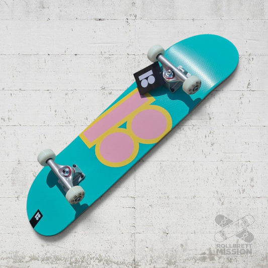 Plan B Slanted OG 8.125" Complete Skateboard - Skateboards - Rollbrett Mission