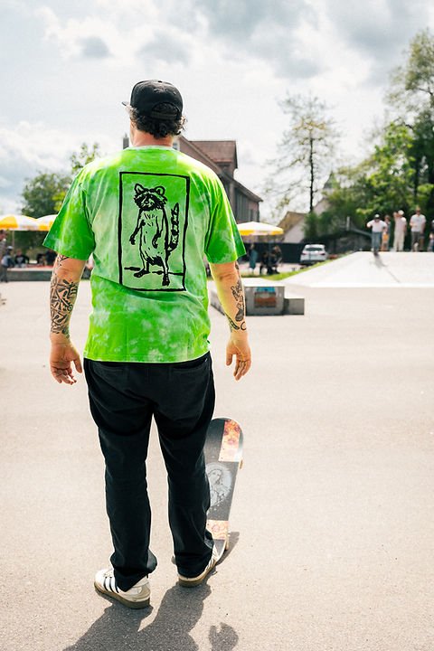 Raccoon T-Shirt Pepe green bleached - Rollbrett Mission