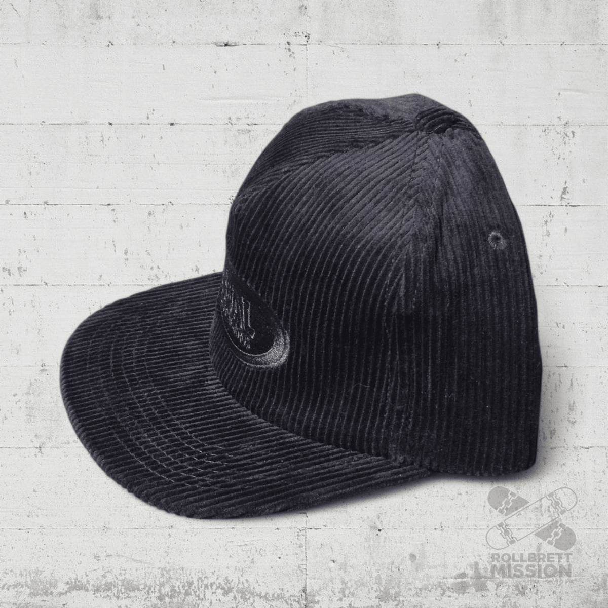 Real Snapback Cap Oval black corduroy - Kopfbekleidung & - tücher - Rollbrett Mission