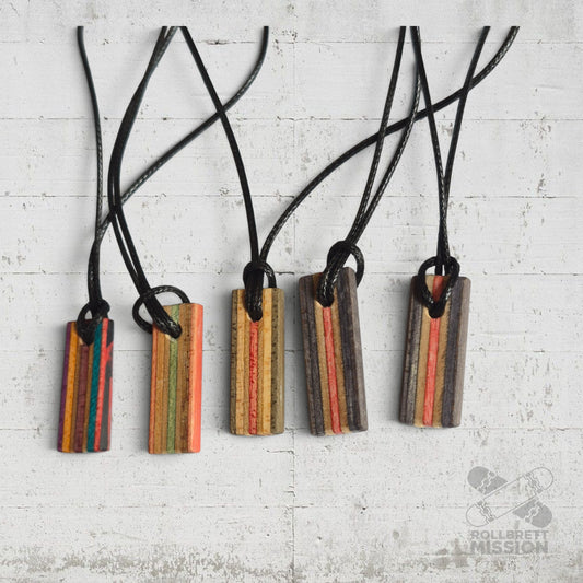 Skateback Upcycling Halskette klein