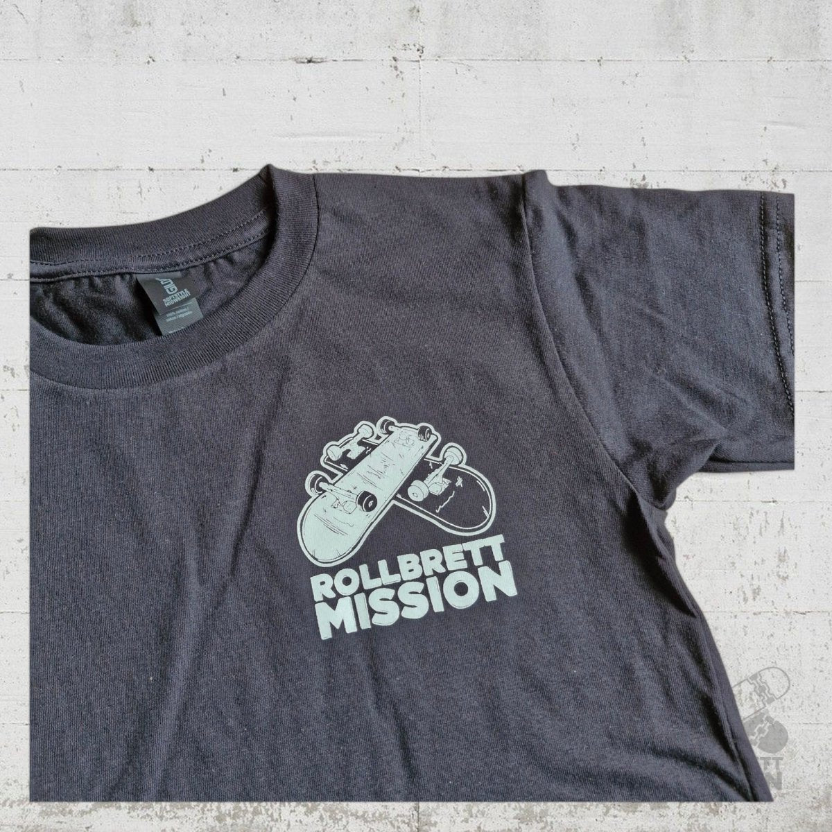 Rollbrett Mission T-Shirt Kids 3D Mini Logo schwarz - Shirts & Tops - Rollbrett Mission