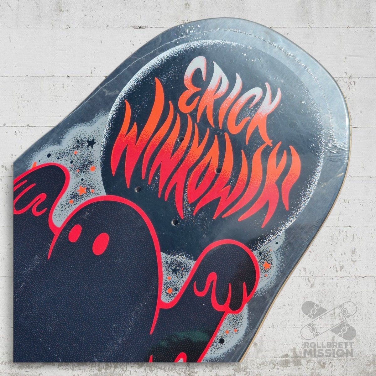 Santa Cruz Winkowski Ghost Black Shaped 10.34" Deck - Skateboard - Decks - Rollbrett Mission