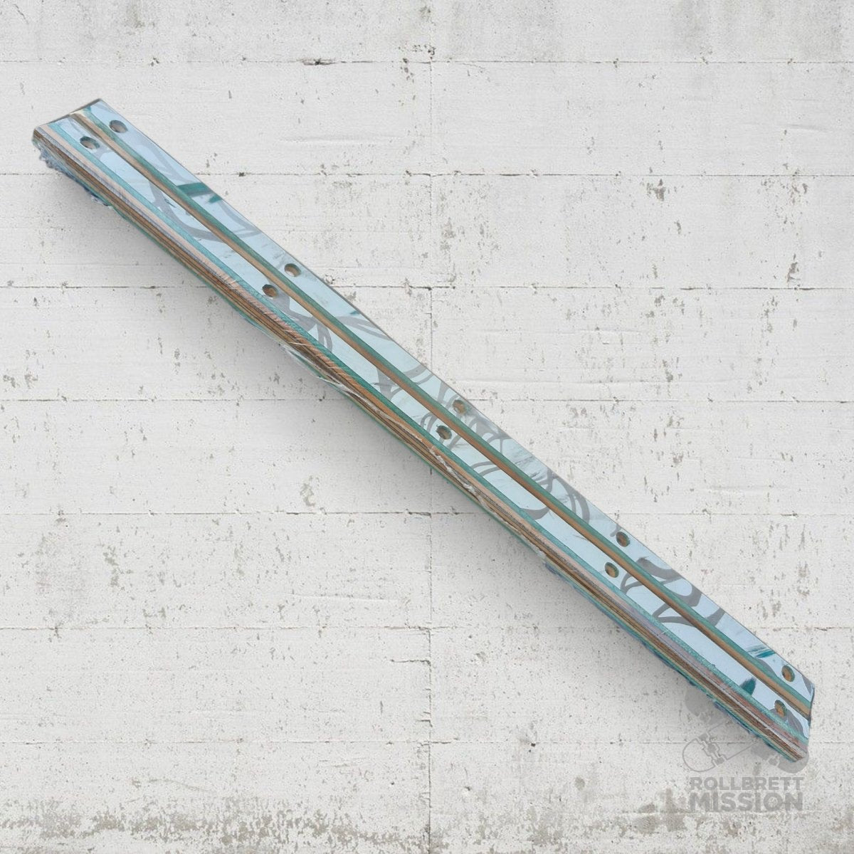 Shredit Skateboard Rails Upcycling Holz - Rollbrett Mission