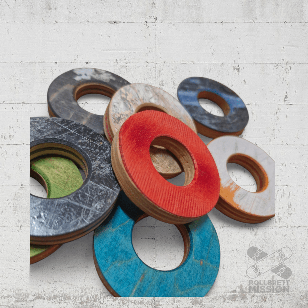 Skateback Upcycling Eierbecher Serviettenringe - Schmuck - Rollbrett Mission