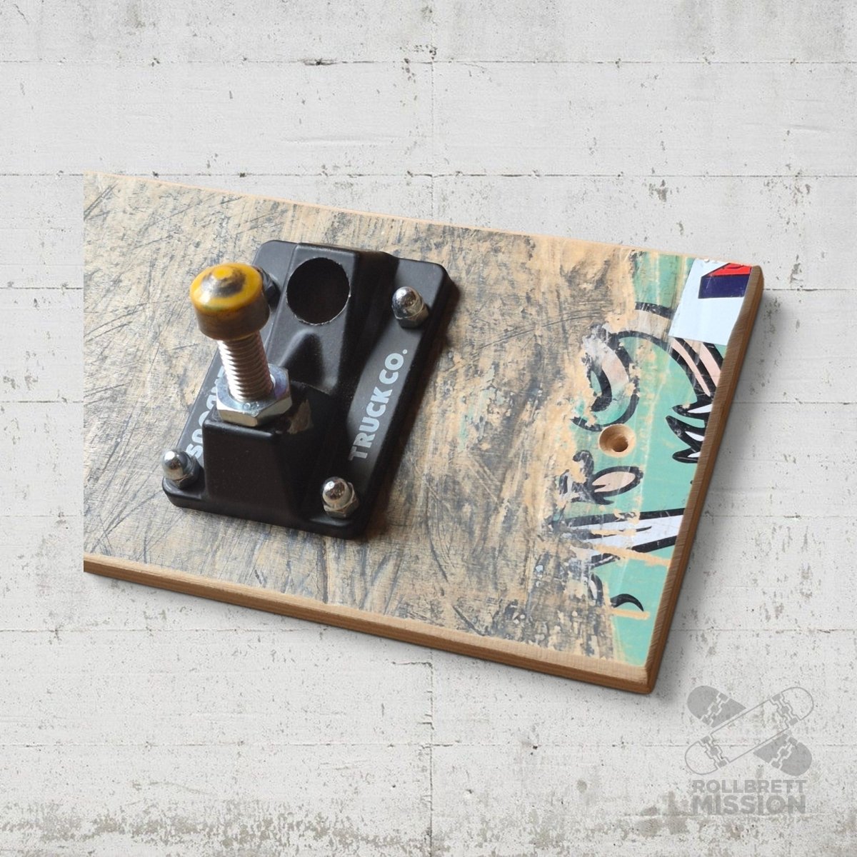 Skateback Upcycling Skateboard - Garderobe klein 4 - Schmuck - Rollbrett Mission