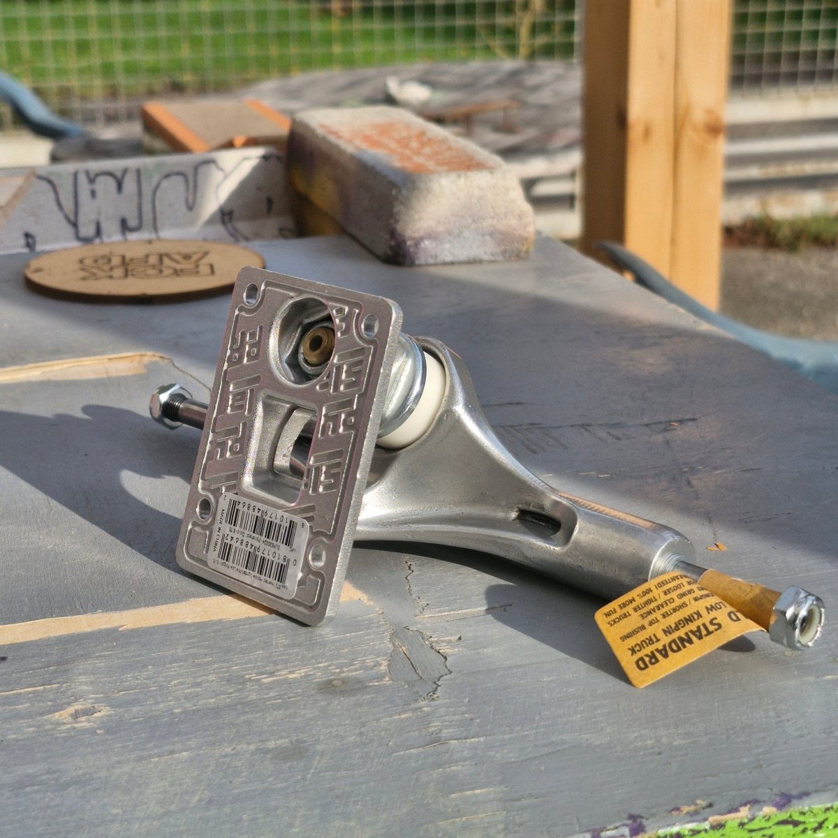 Slappy Truck 8.5 Ultra Low Inverted Hollow polished - Skateboard - Achsen - Rollbrett Mission