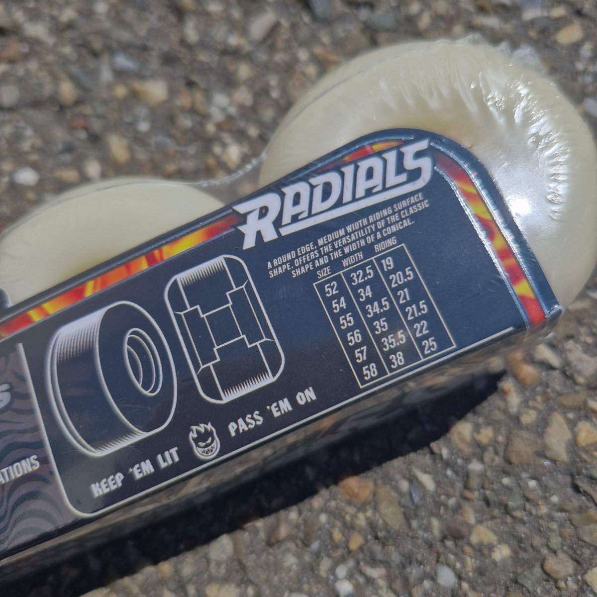 Spitfire 93s F4 Radials 56mm 93A Wheels - Skateboard - Rollen - Rollbrett Mission