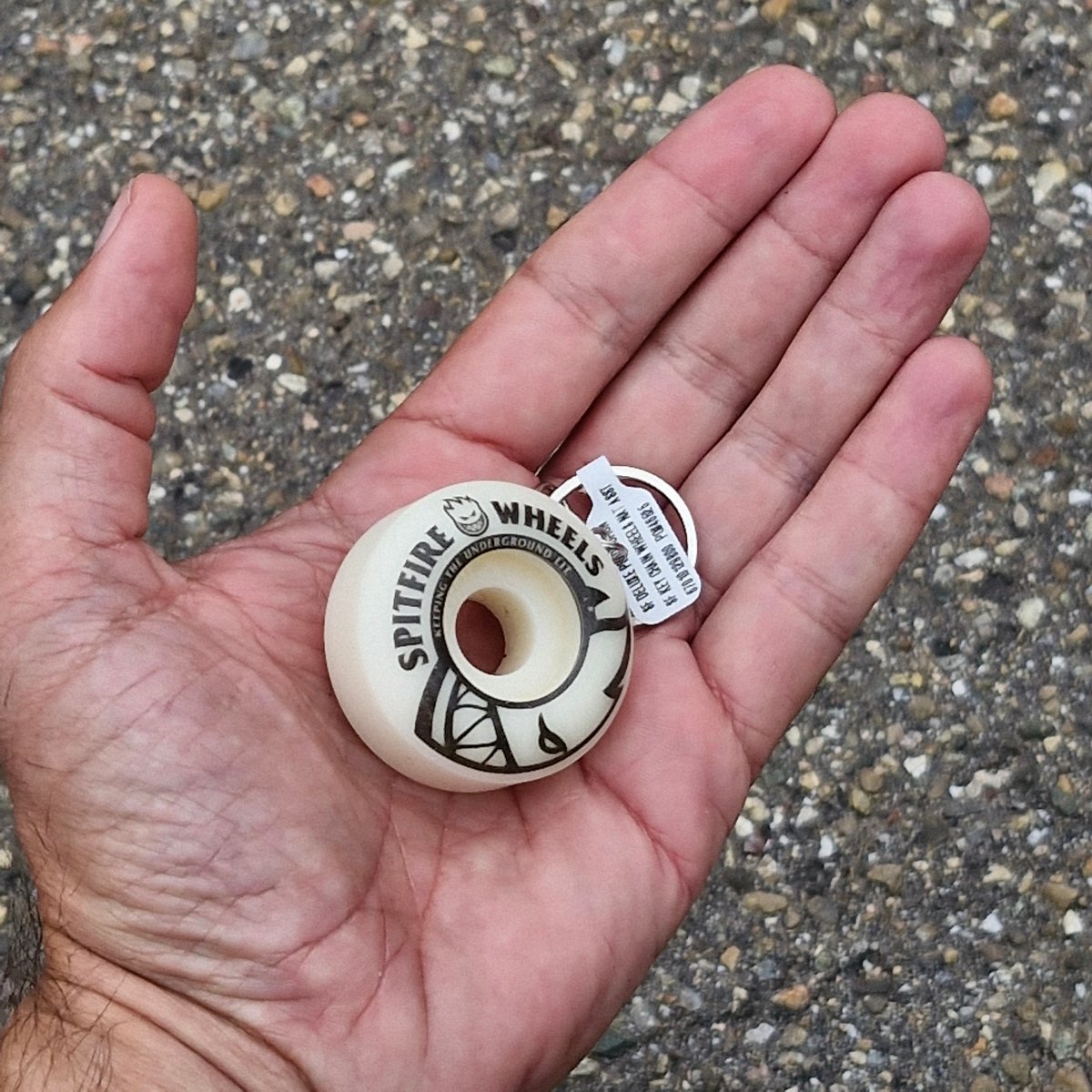 Spitfire Keychain Schlüsselanhänger - Rollbrett Mission