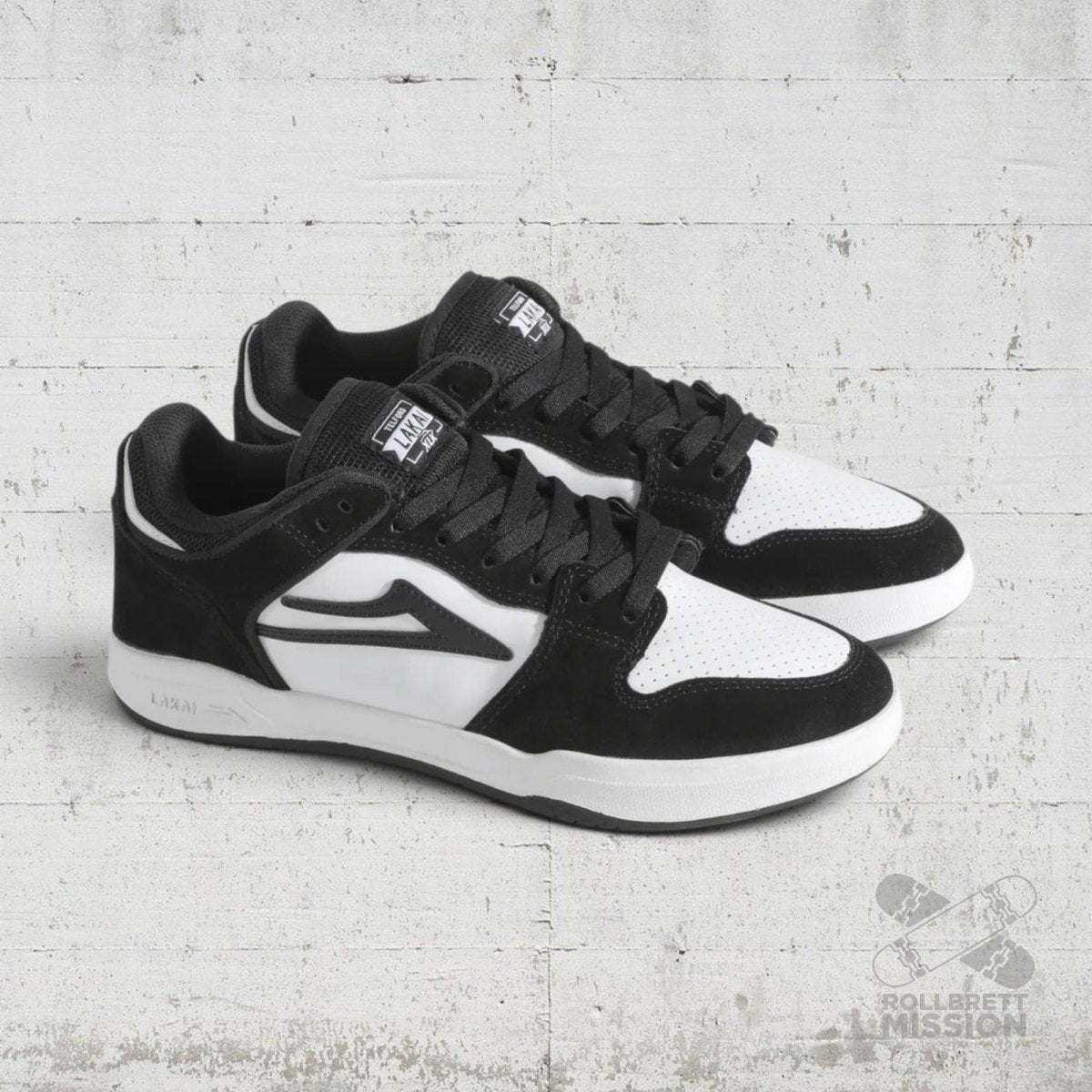 Telford Low Skateshoe black white suede - Skateboard - Schuhe - Rollbrett Mission