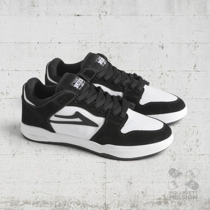 Telford Low Skateshoe black white suede - Skateboard - Schuhe - Rollbrett Mission