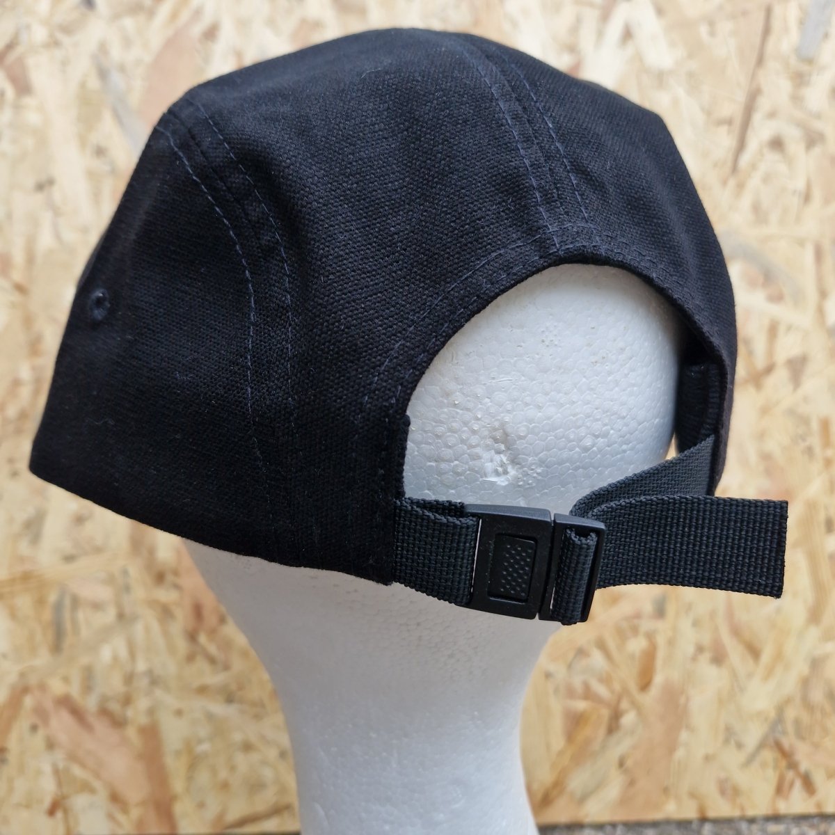Thrasher 5 Panel Cap black - Kopfbekleidung & -tücher - Rollbrett Mission