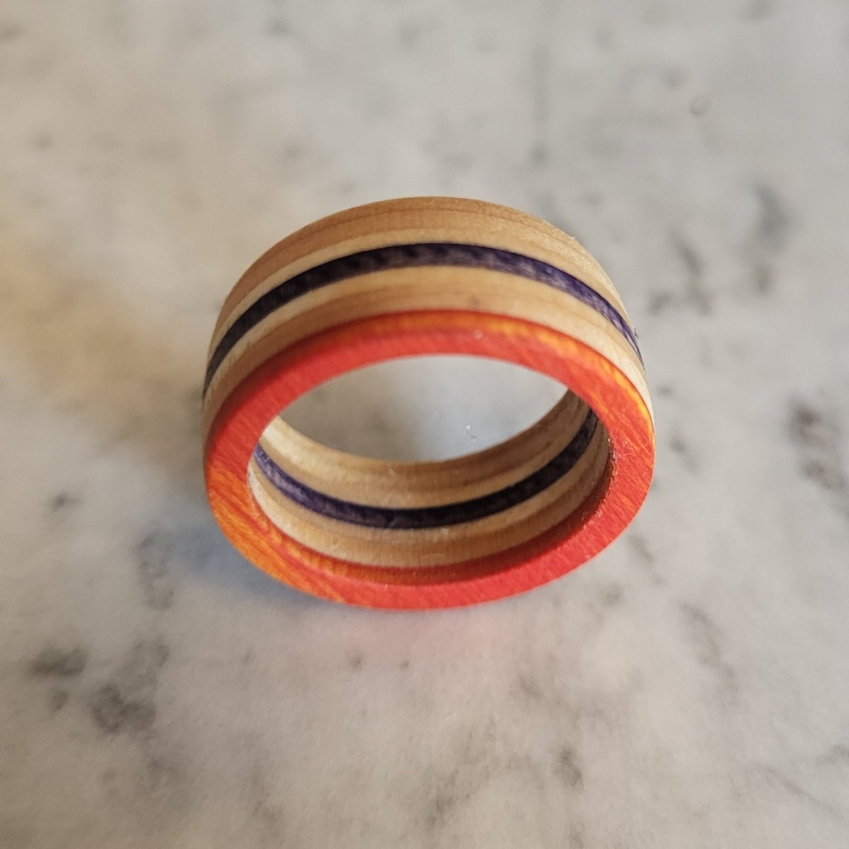 Hotsourkraut Skateboard-Holzring Recycling orange lila 18mm/56 - Schmuck - Rollbrett Mission