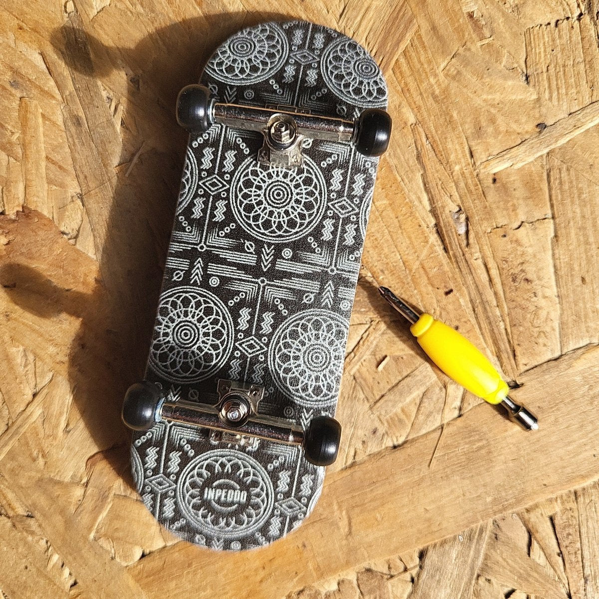 Inpeddo Fingerboard Black Carpet 33.5mm - Fingerboard - Rollbrett Mission